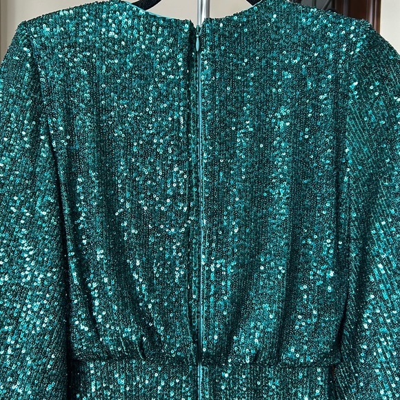 VINCE Camuto Sequin Dress NWT - Picture 5 of 5